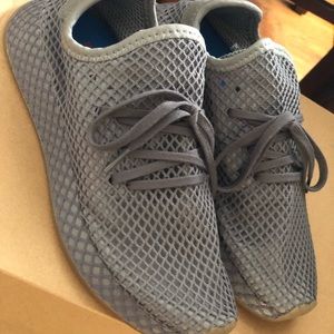 Adidas Deerupt Sneakers
